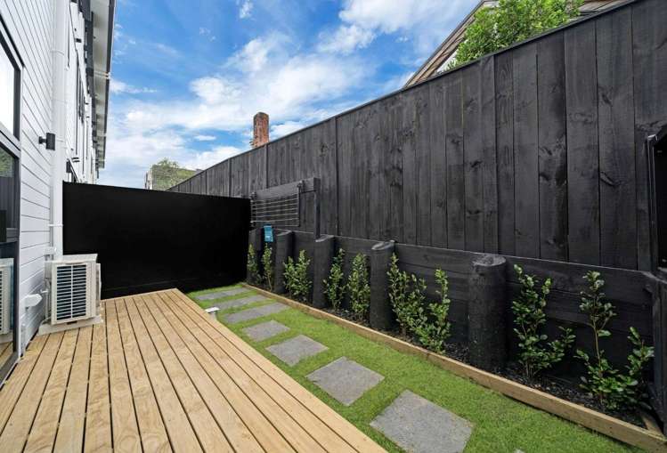 8/20 Ayr Road Pakuranga_16