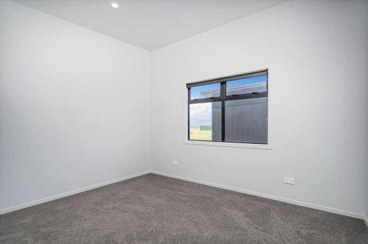 5 Riria Way Matarangi_12