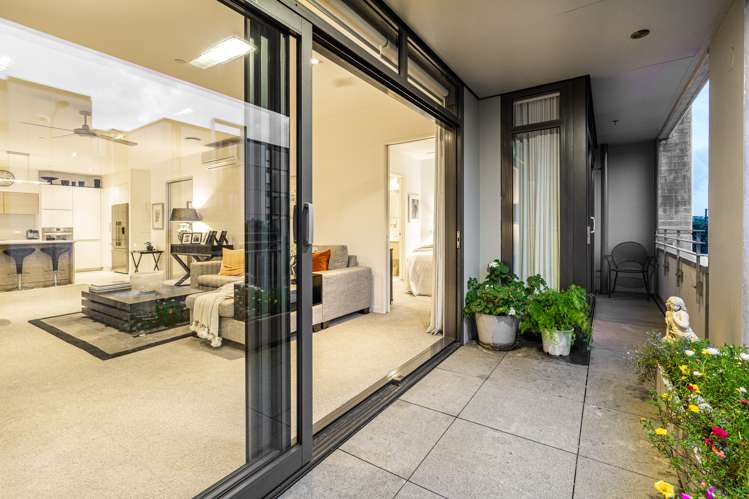 104/2 Bluegrey Avenue Stonefields_12