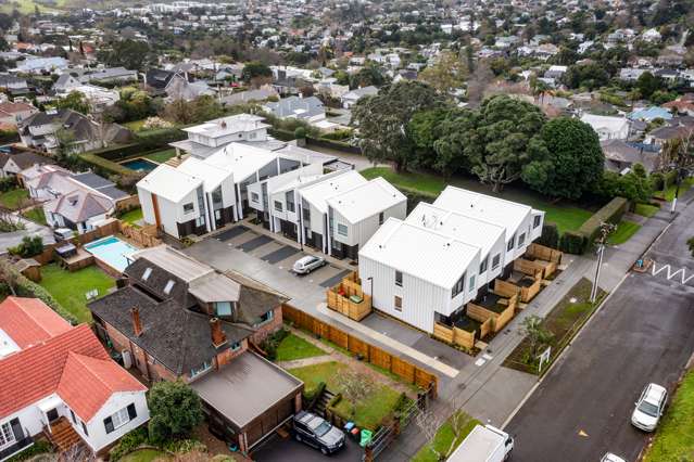 2/44 Ventnor Road Remuera_3