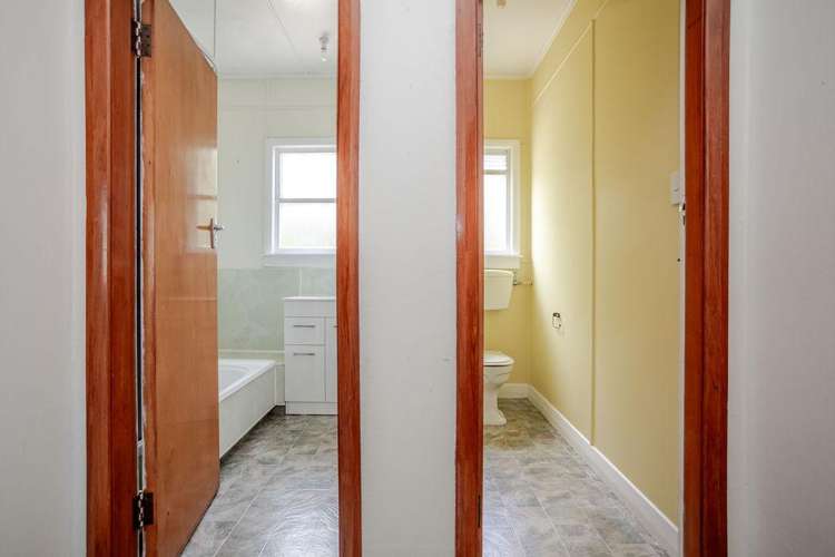 8 Grant Street Dannevirke_16