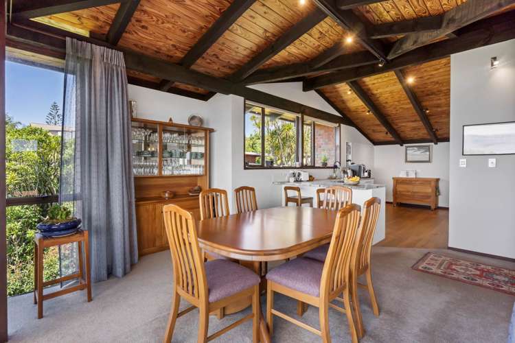 60 Pacific Parade Army Bay_43