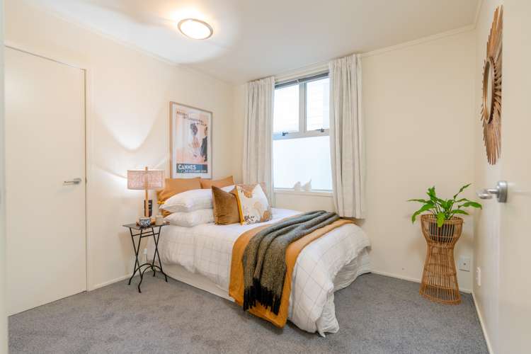 9 Royal Street Berhampore_17