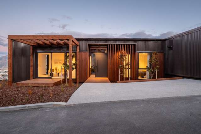 8 McGregor Lane Queenstown_2