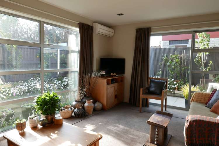 2/21 Rosewarne Street Spreydon_6