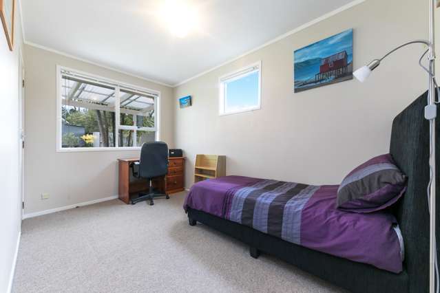 26 Onedin Place Titirangi_4