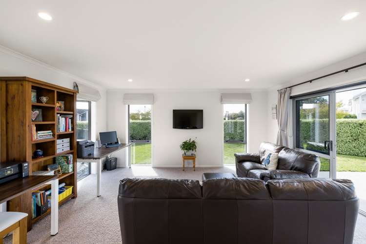 45 Plescher Crescent Leamington_5