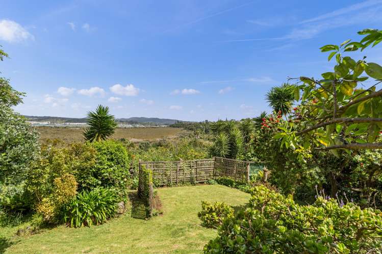 36 Raumati Crescent Onerahi_16