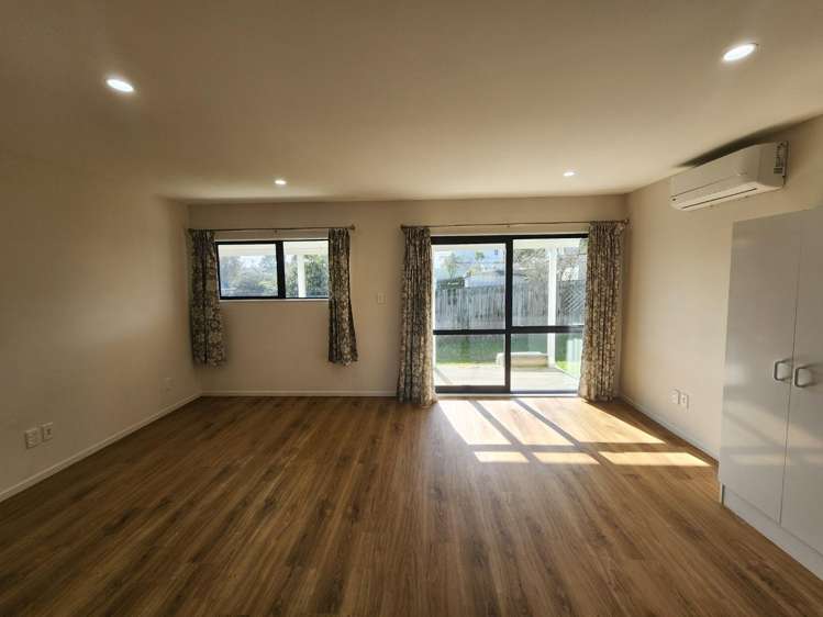 51a Astley Avenue 1732_6