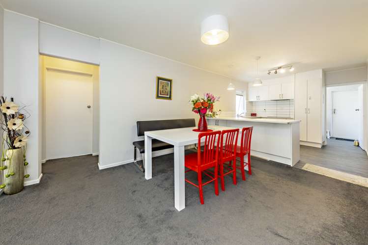 7 Phoenix Place Papatoetoe_9