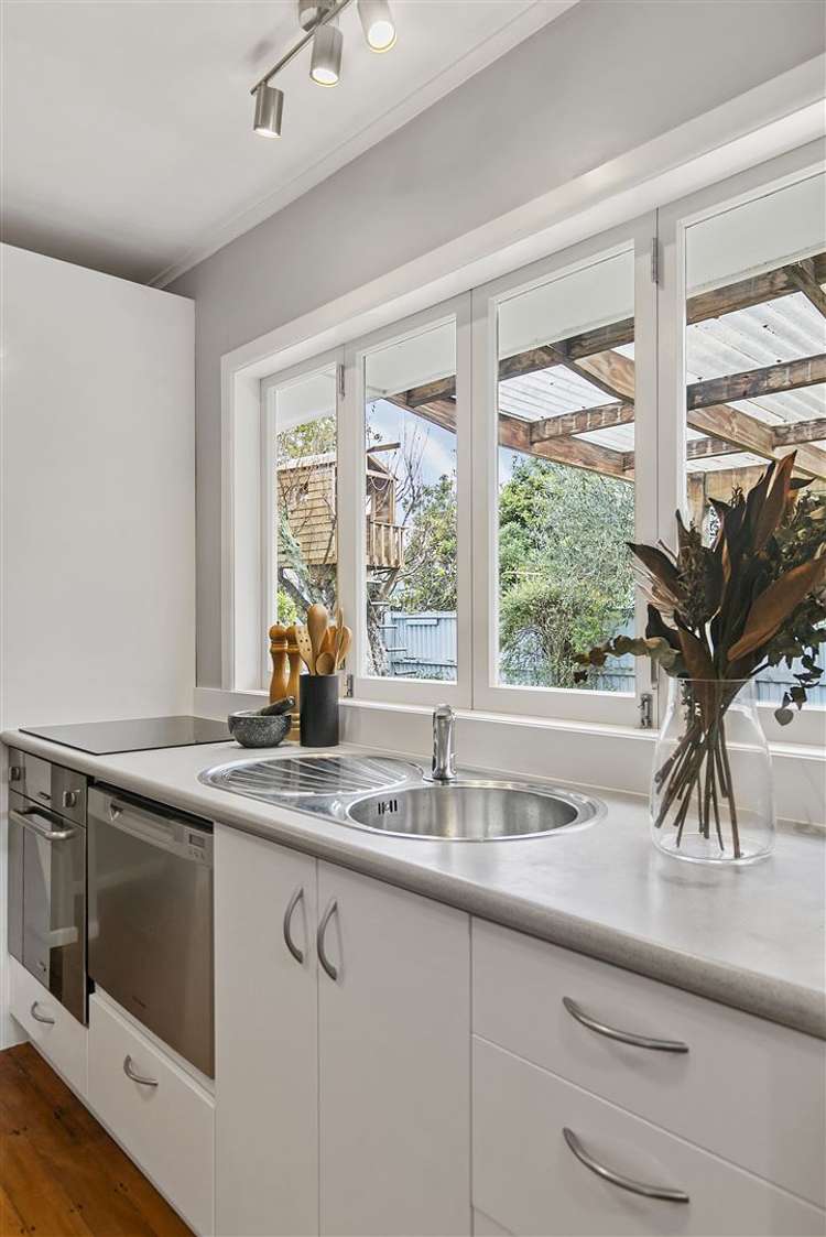 17 Kotuku Street Te Atatu Peninsula_4