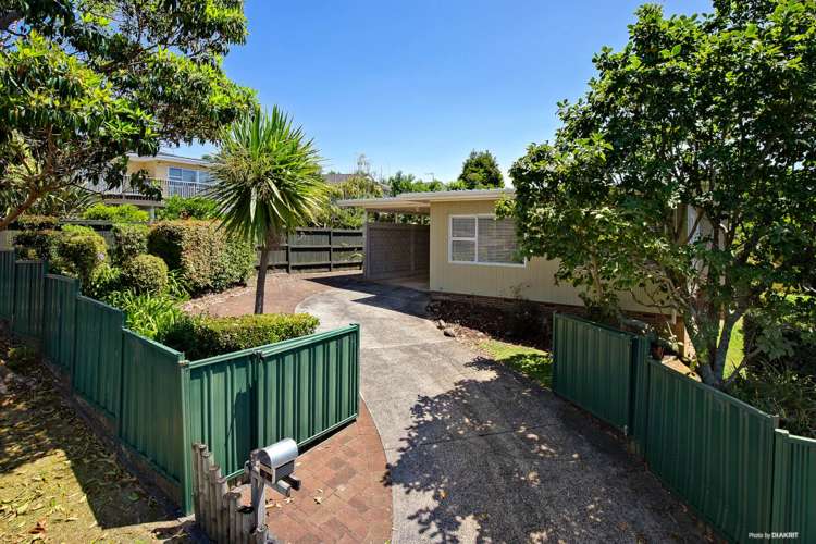 2 Puketitiro Street Glen Eden_11