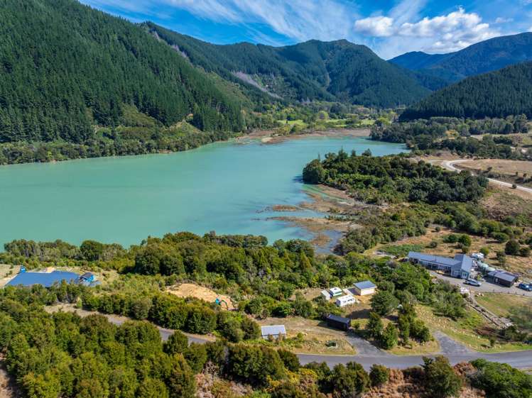 2568 Kaiuma Bay Road Kaiuma Bay_9