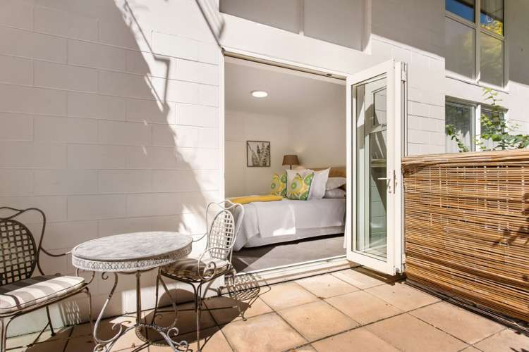 2/78 Holly Road Saint Albans_5