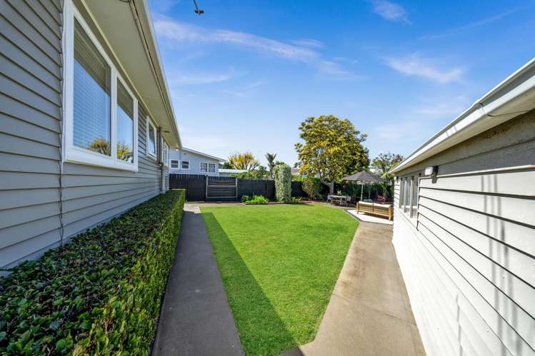 113 Gills Road Bucklands Beach_21