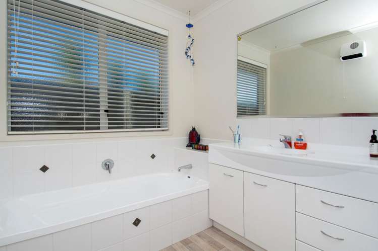 42 Roxbury Place Papamoa_10