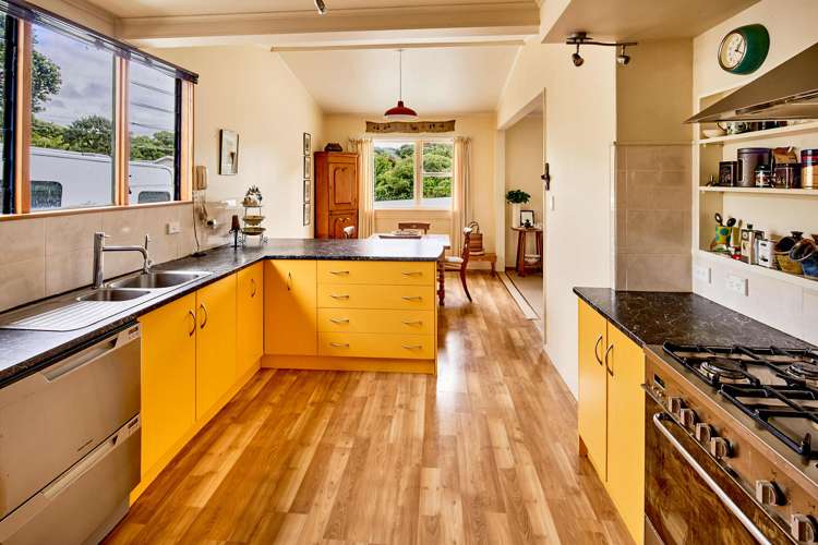 9 Toenga Road Pukerua Bay_6