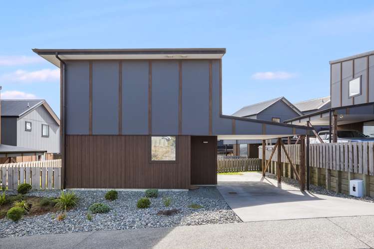 75 Cedarwood Street Woodridge_16