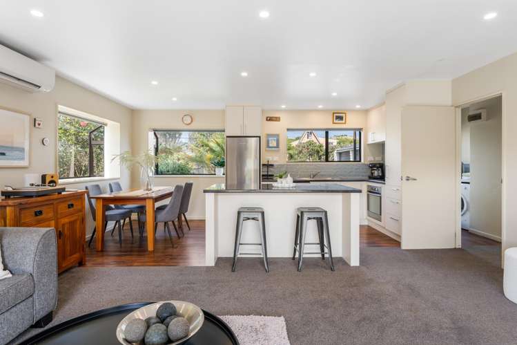 586 Brighton Road_5