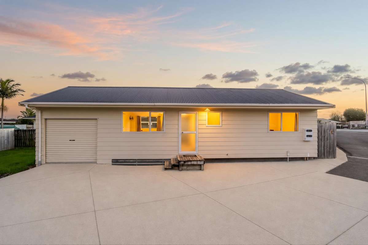 12A Sturges Road_0