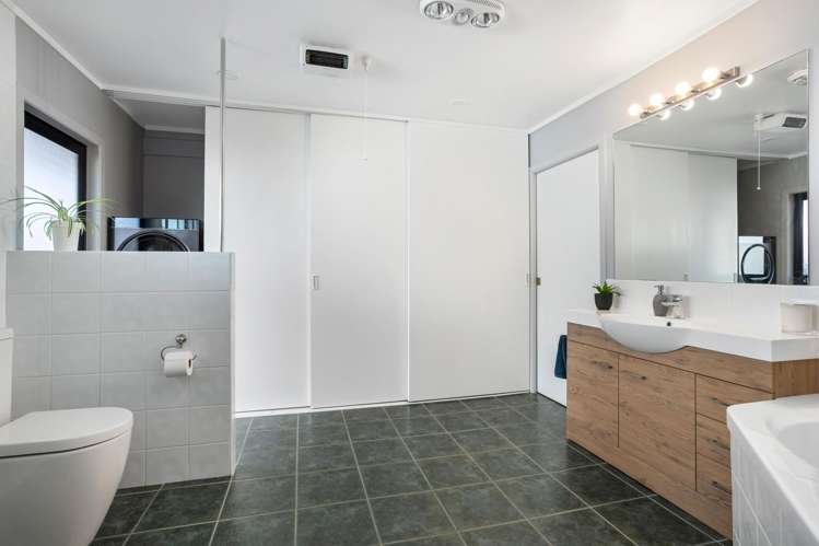 133 Bruce Wallace Place Whangamata_14