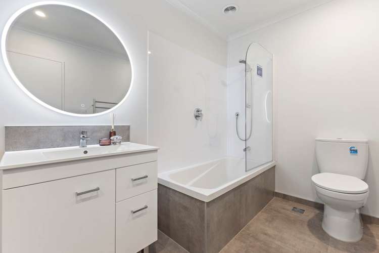 1 Harore Road Takanini_10