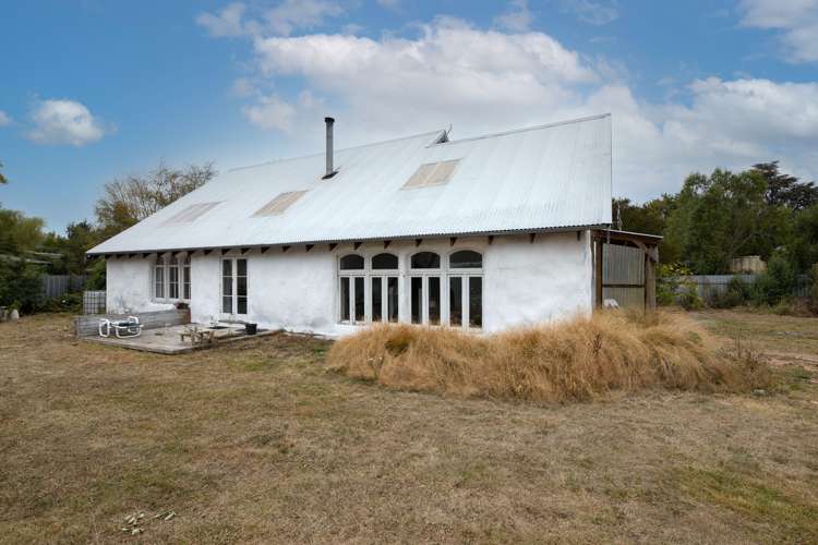 15 Old Main North Road Leithfield_13