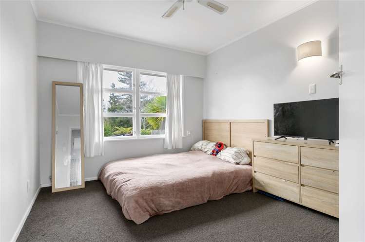 54 Carlyle Avenue Chartwell_10