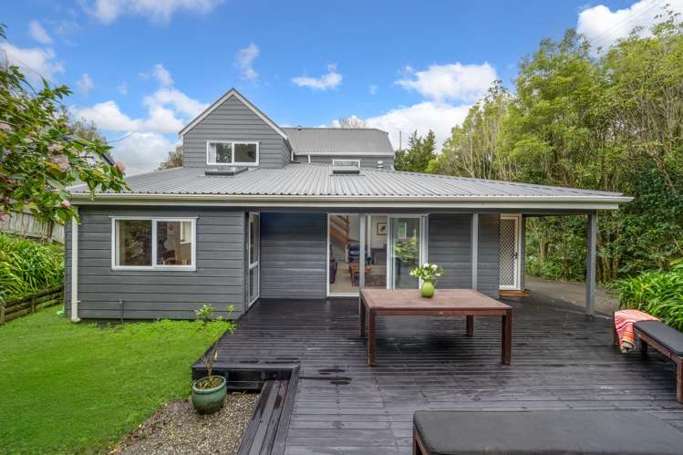 92A Beach Road Mellons Bay_18