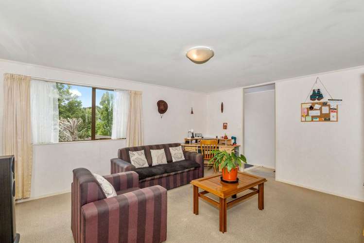 139 Solar Road Glen Eden_10