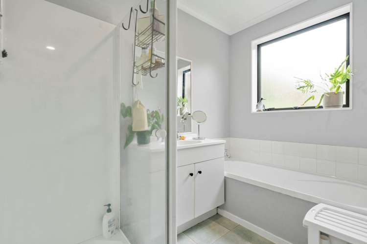 94 Kamara Road Glen Eden_16