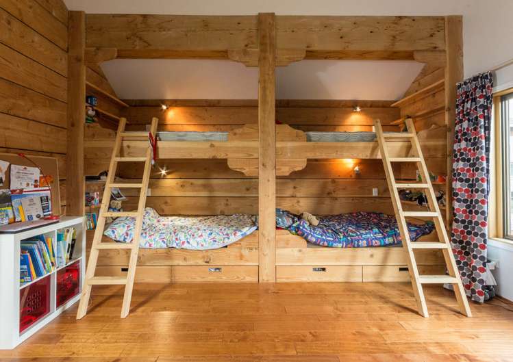 10 Sandys Lane Albert Town_17