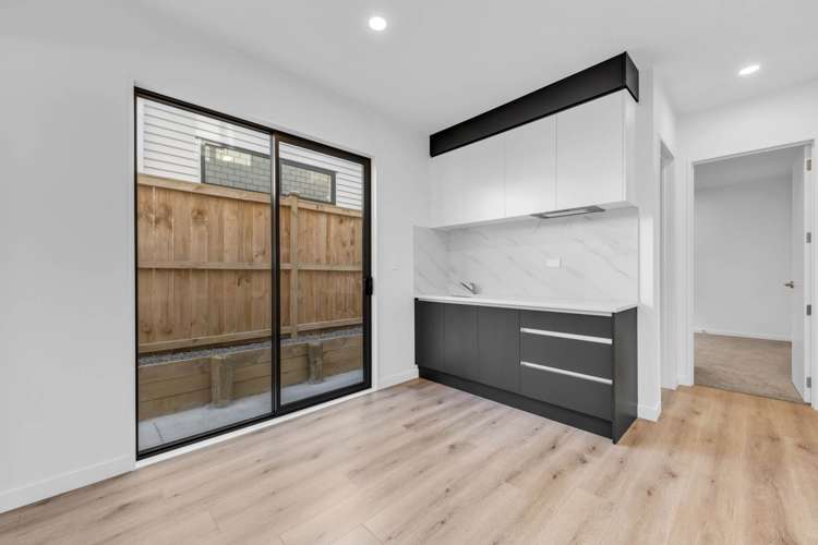 6 Ballyliffin Drive Flat Bush_8