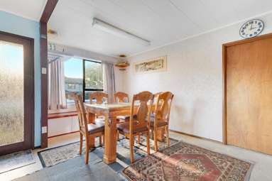 1 Heathberry Close_2