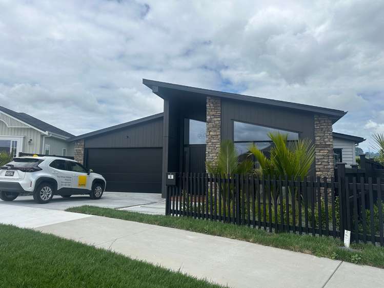 96 Tukutata Crescent_0