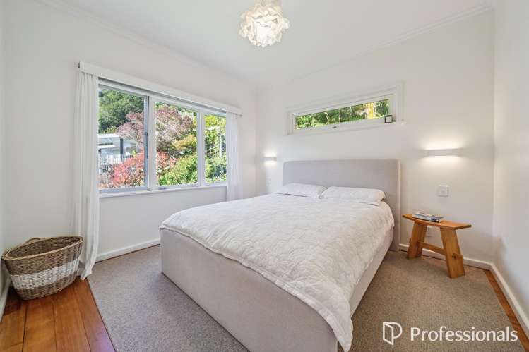 31 Walter Road Lowry Bay, Eastbourne_25