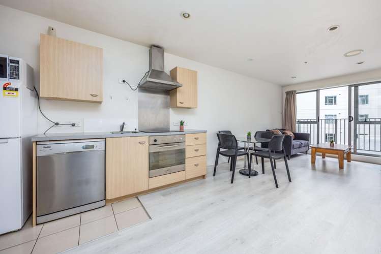 311/8 Ronayne Street_1