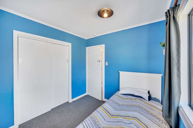 13 Howard Road Taradale_21