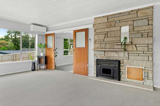 7 Skelton Crescent Paparoa_2