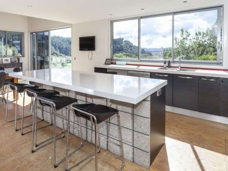 125 Chevron Crescent Whangamata_18