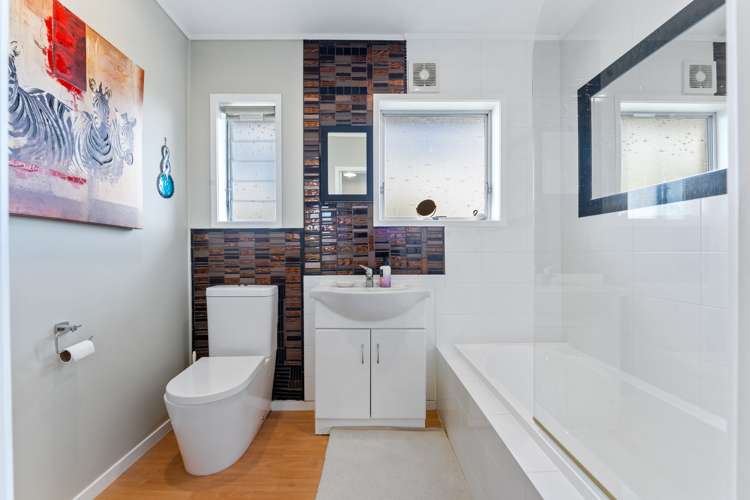 1/207 Glamorgan Drive Torbay_12