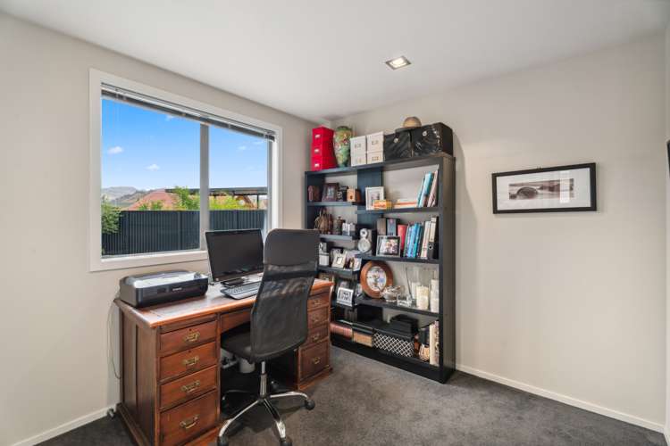 92 Barry Avenue Cromwell_15