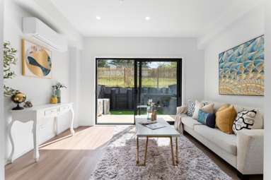 16D St Catherine Crescent_3