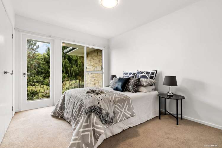 8 Valhalla Drive Beach Haven_9