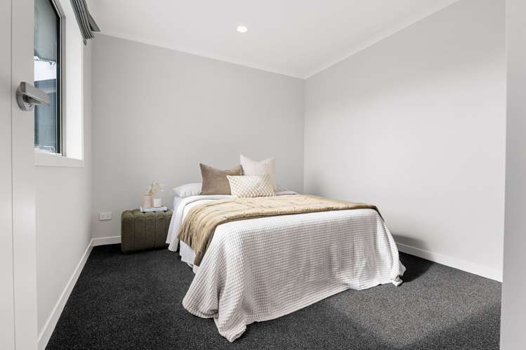 34A Houchens Road Glenview_13