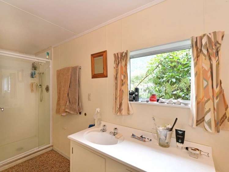 5 The Parade Okiwi Bay_8