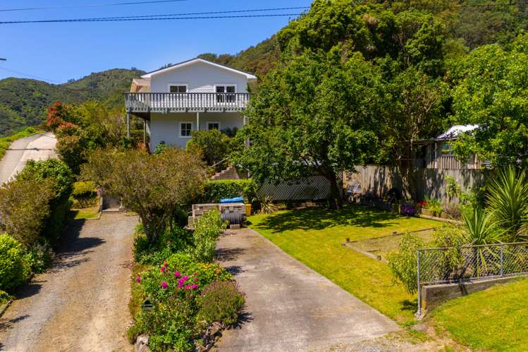 12 Angle Street Picton_17