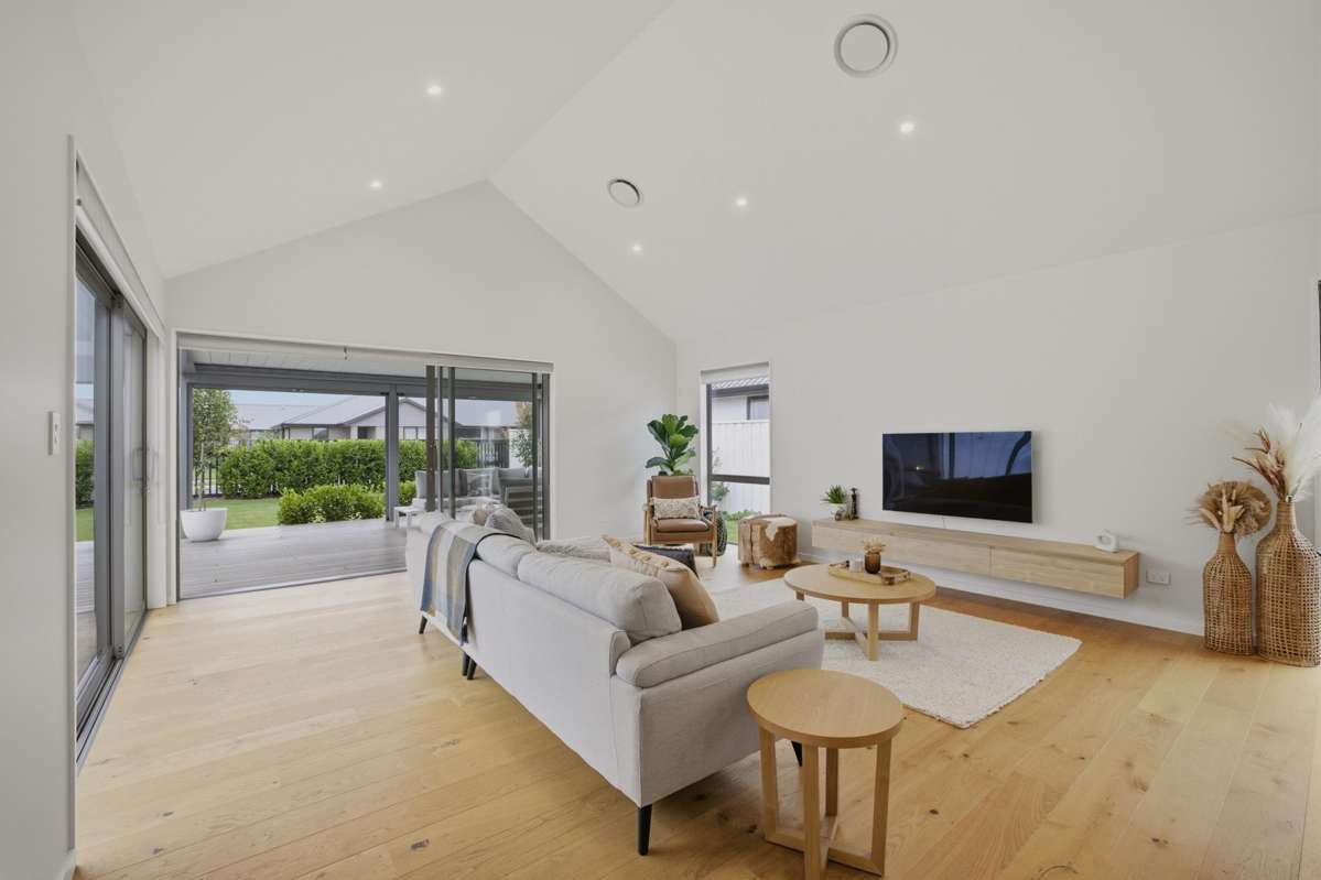 5 Frank Ernest Crescent_3