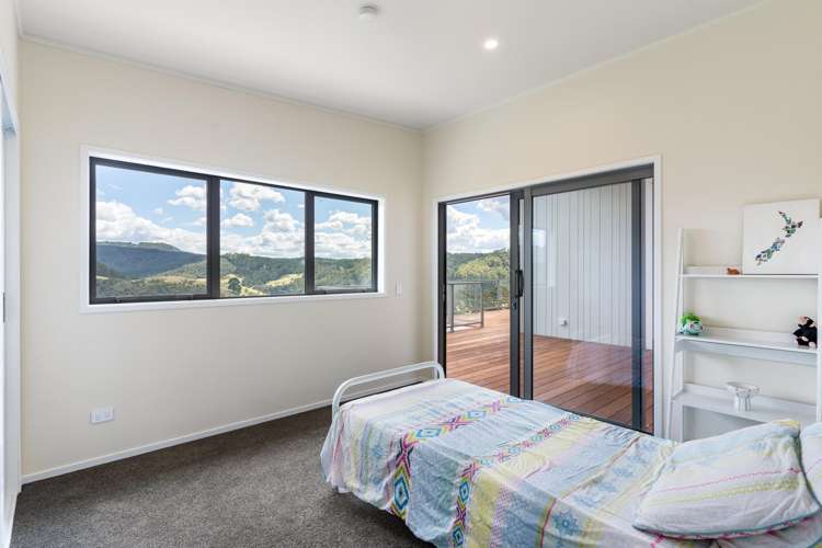 3 Rewarewa Rise Whangamata_14