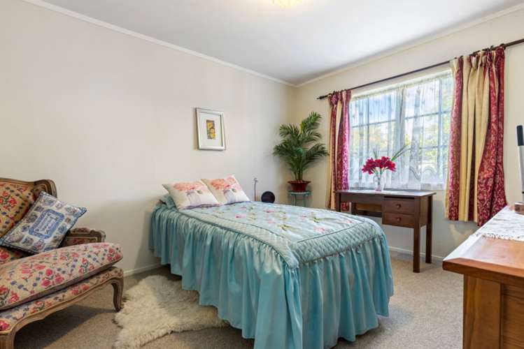 352 Cobham Drive Hillcrest_12